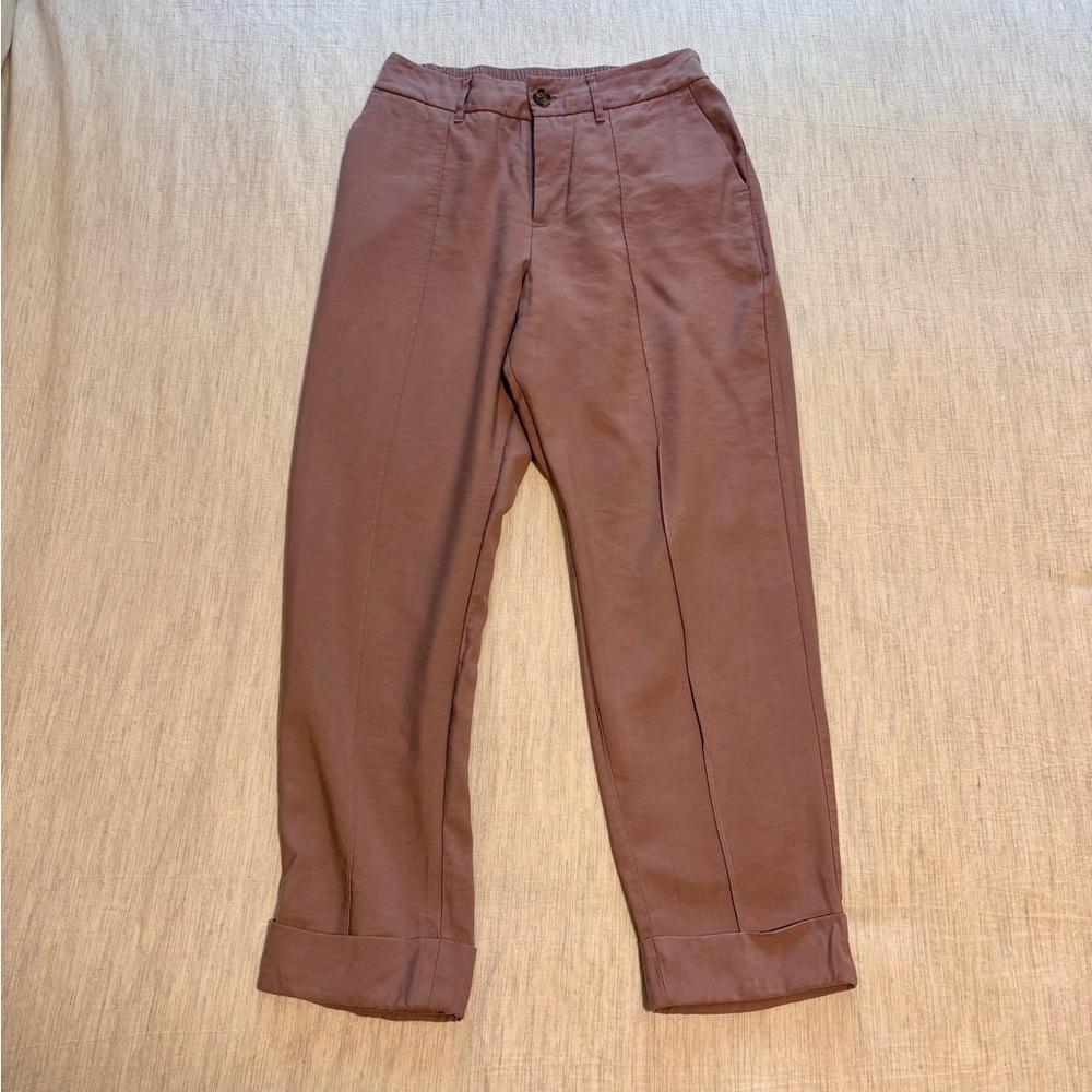 A New Day Women’s Mid Rise Capri Pants Mauve Size 6